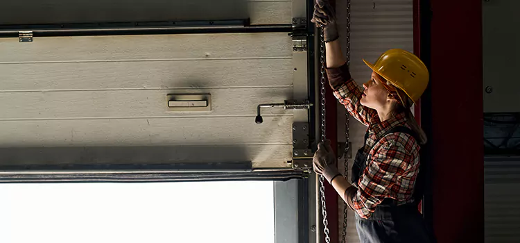 Addressing Common Garage Door Stoppage Issues in Farmington, NM