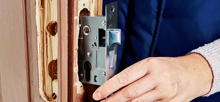 Garage Door Lock Replacement Farmington